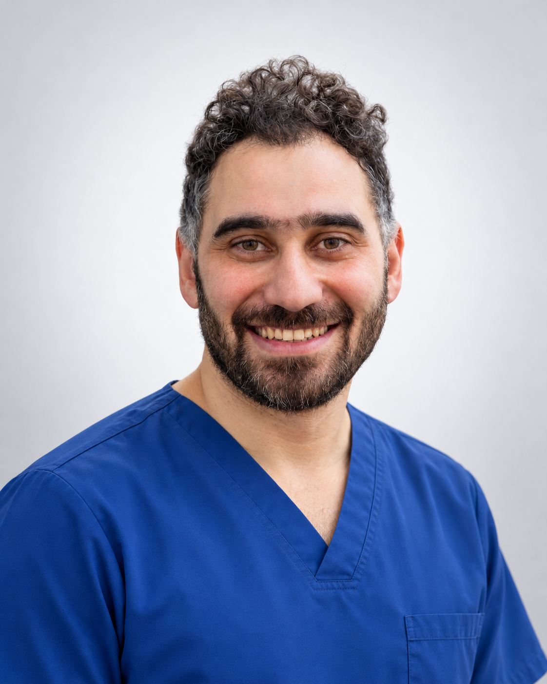 Dr. Amr Elraggal